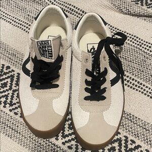 Vans Cream and Black Casual Sneakers